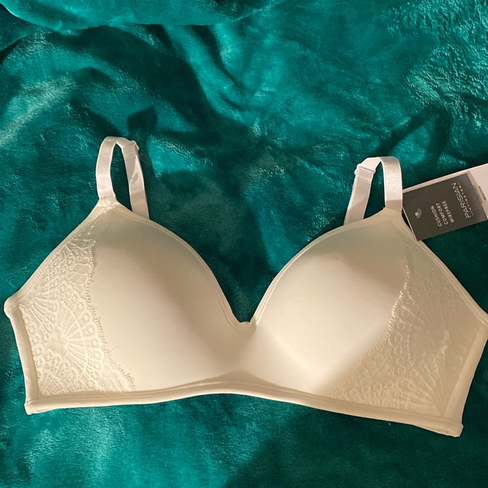 Women’s Parisian Intimates; Ivory Bra with Lace , size 38C